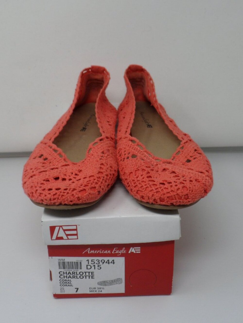 American Eagle Ladies Ballet Flats Coral Size 7